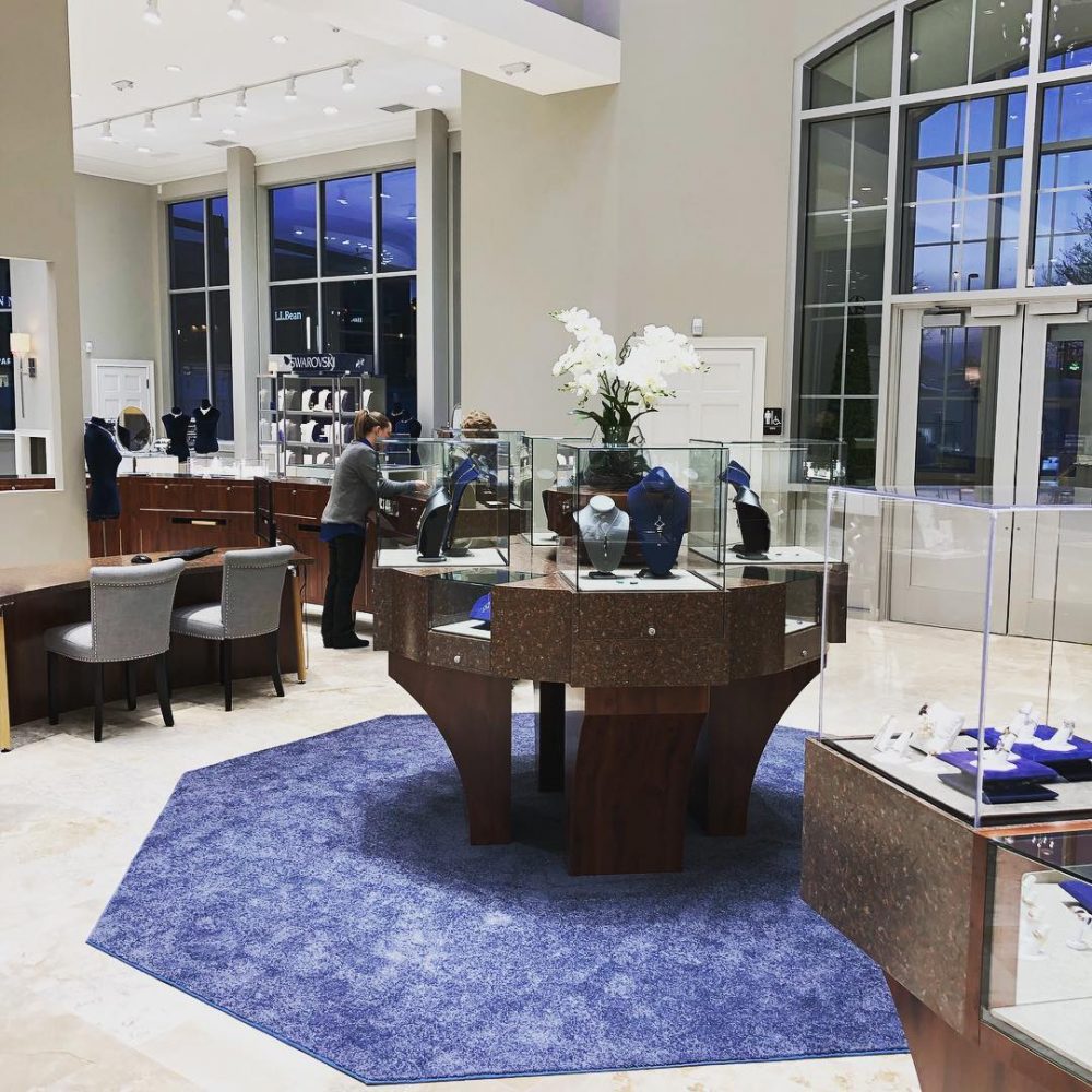 Inside Image of the beautifully decorated Craig Husar fine diamonds Jewelry Designs store