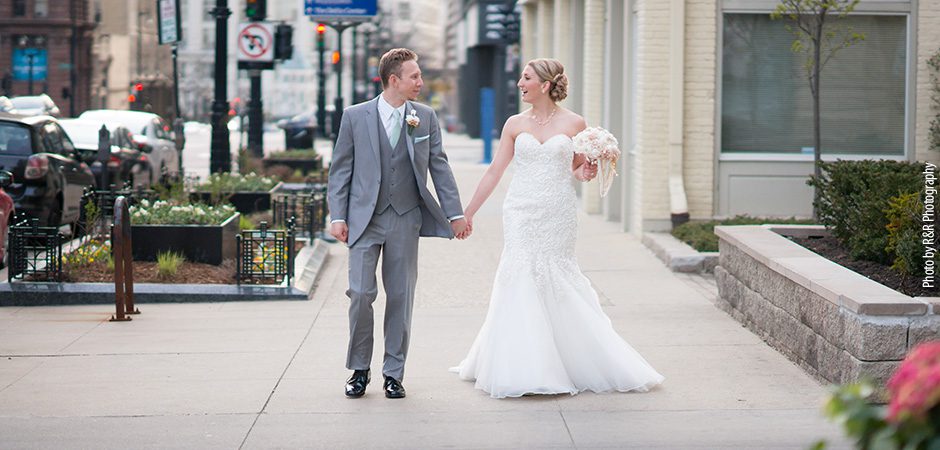 Ashleigh & Andy’s Vintage Chic Wedding at the Pfister Hotel