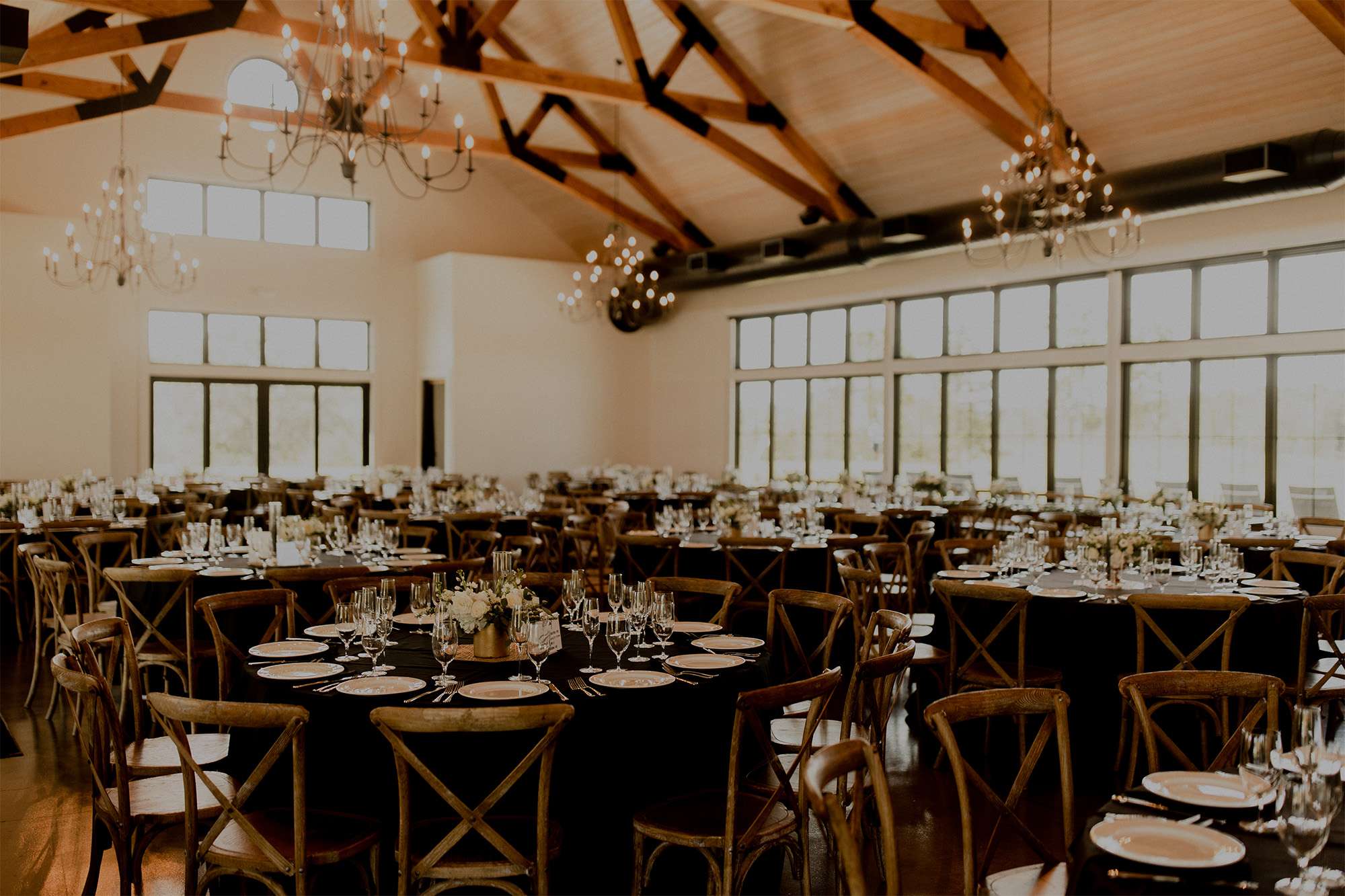 The Carriage House at the Club at Lac La Belle all ready for a wedding reception.