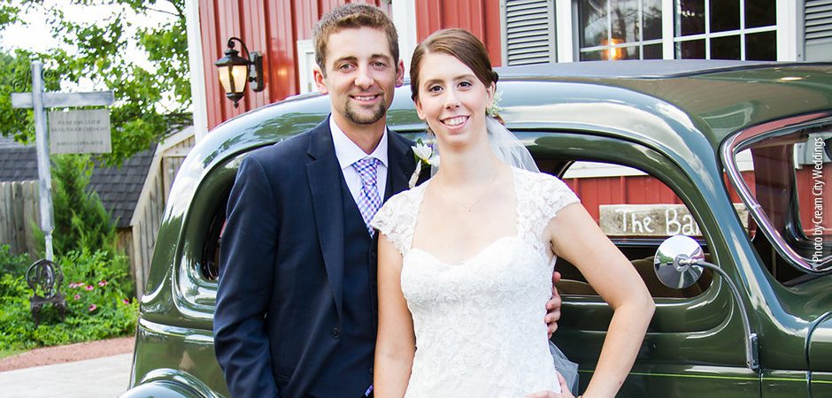 Emily & Nate’s Summery Lake Country Wedding