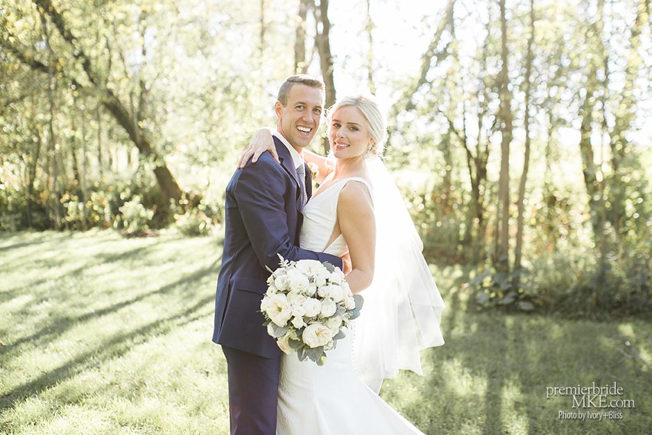 Lindsey & Jake’s Rustic-Chic Wedding at the Cupola Barn