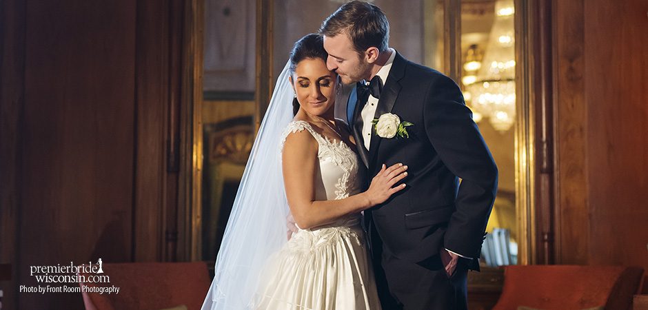 Real Wedding: Wedding Elegance at the Hilton Milwaukee City Center