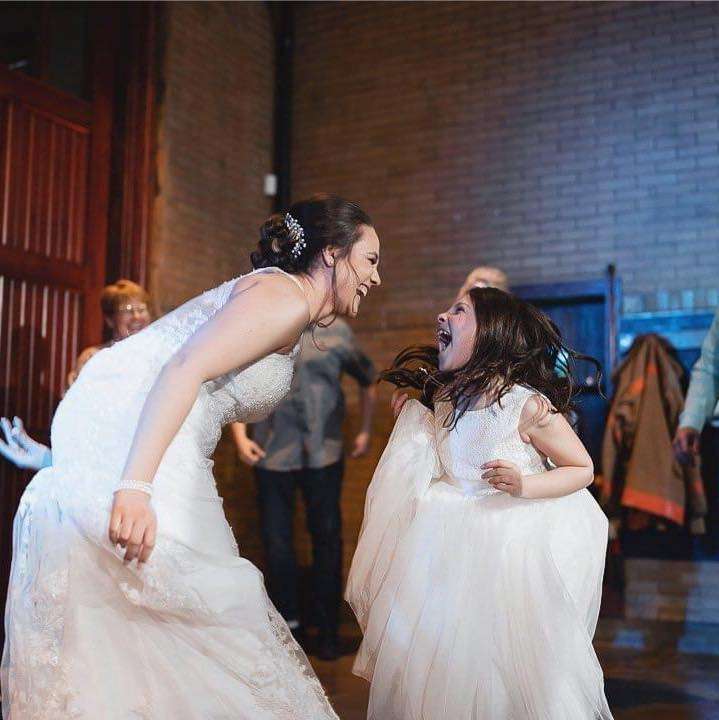 story-hill-firehouse-milwaukee-bride-flower-girl-dance