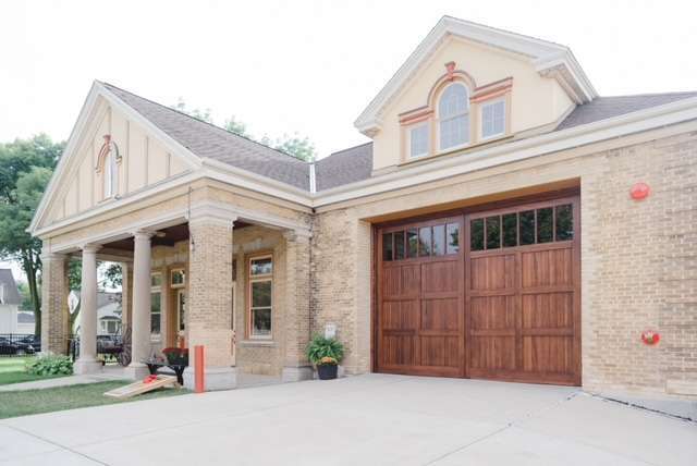 story-hill-firehouse-milwaukee-exterior