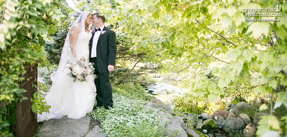 Real Wedding: Susan and Michael- A lovely garden wedding at Northwind Perennial Farm