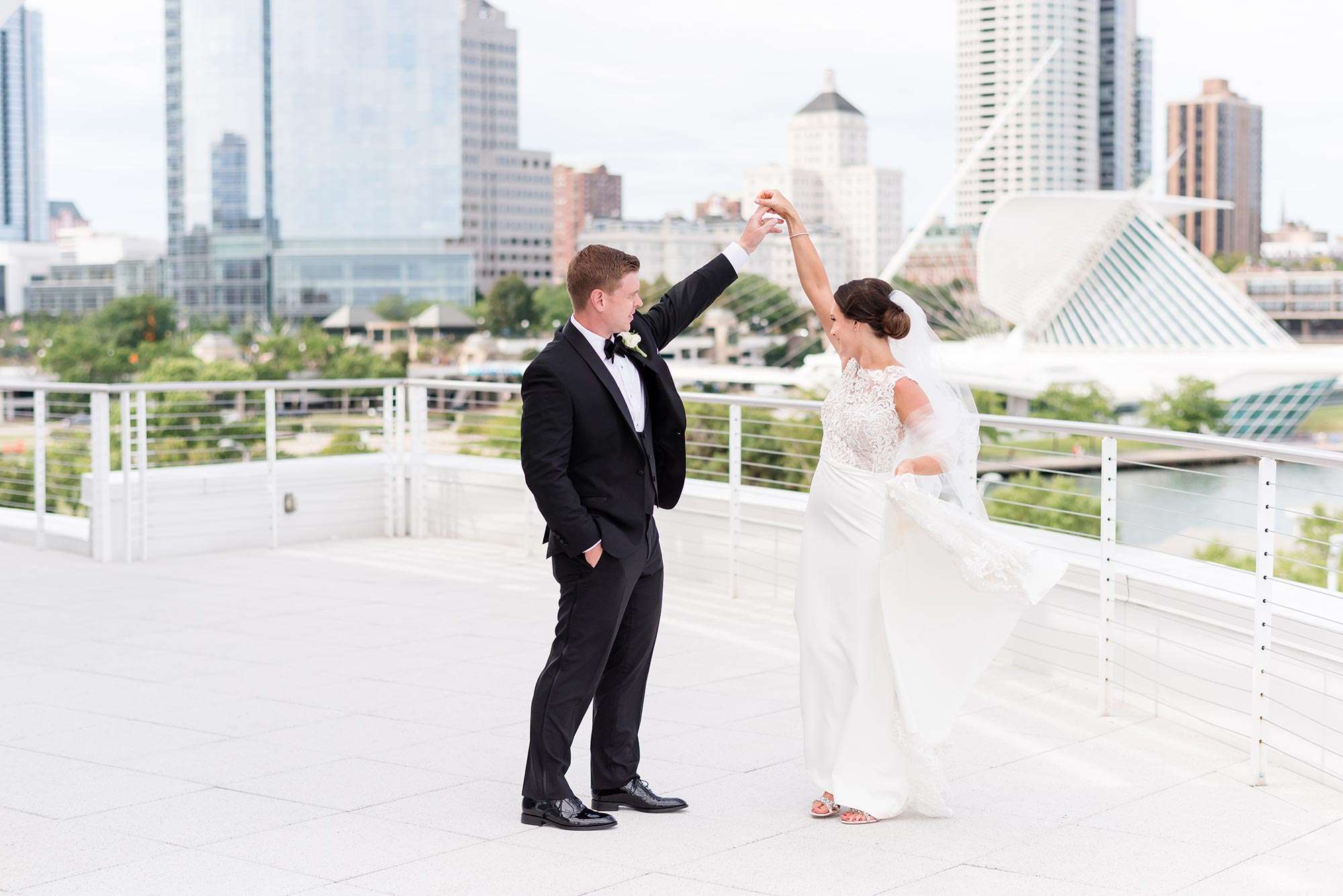 Brooklyn & Kyle’s Lakefront Wedding at Discovery World