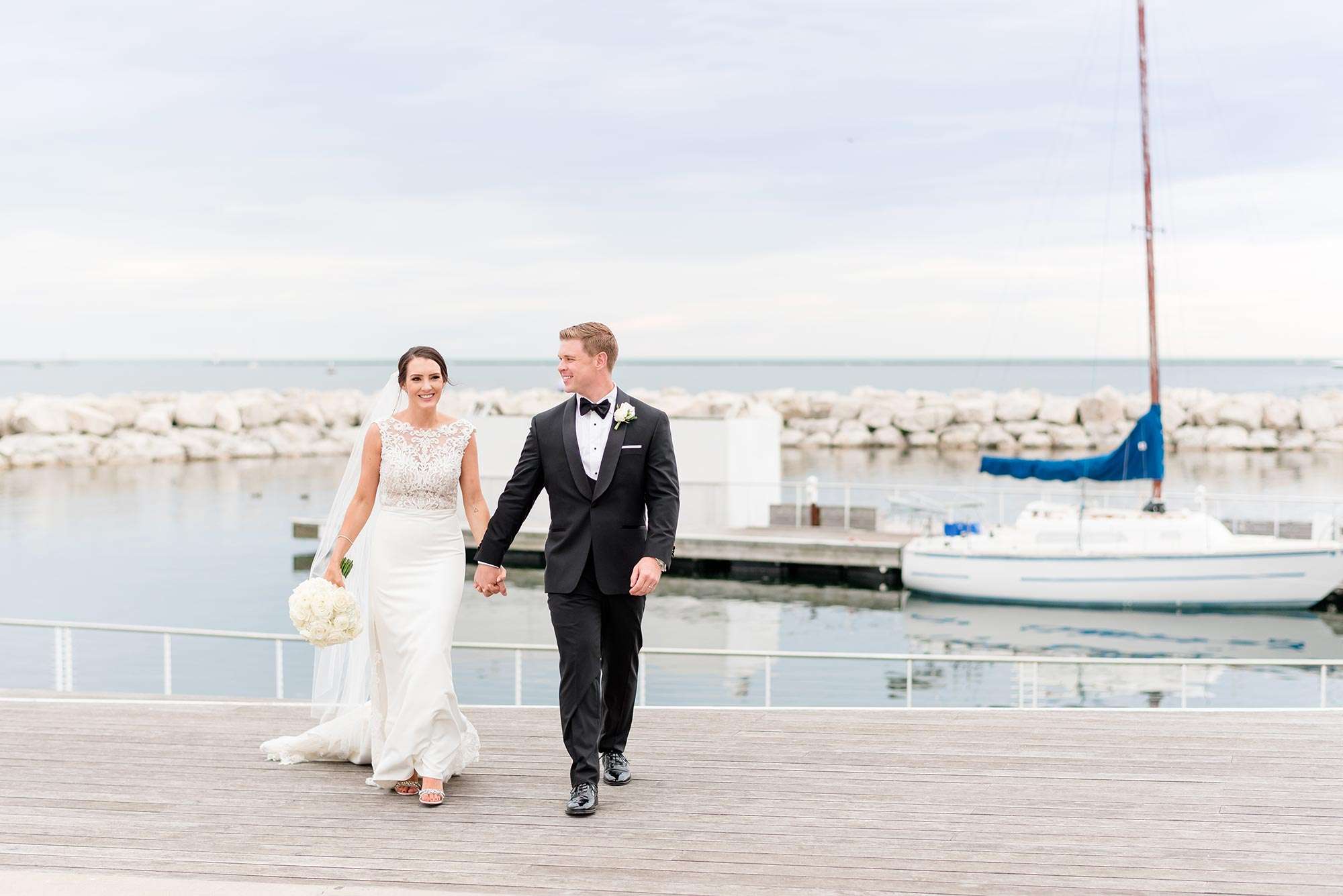 Milwaukee & Waukesha Lakefront Wedding Venues