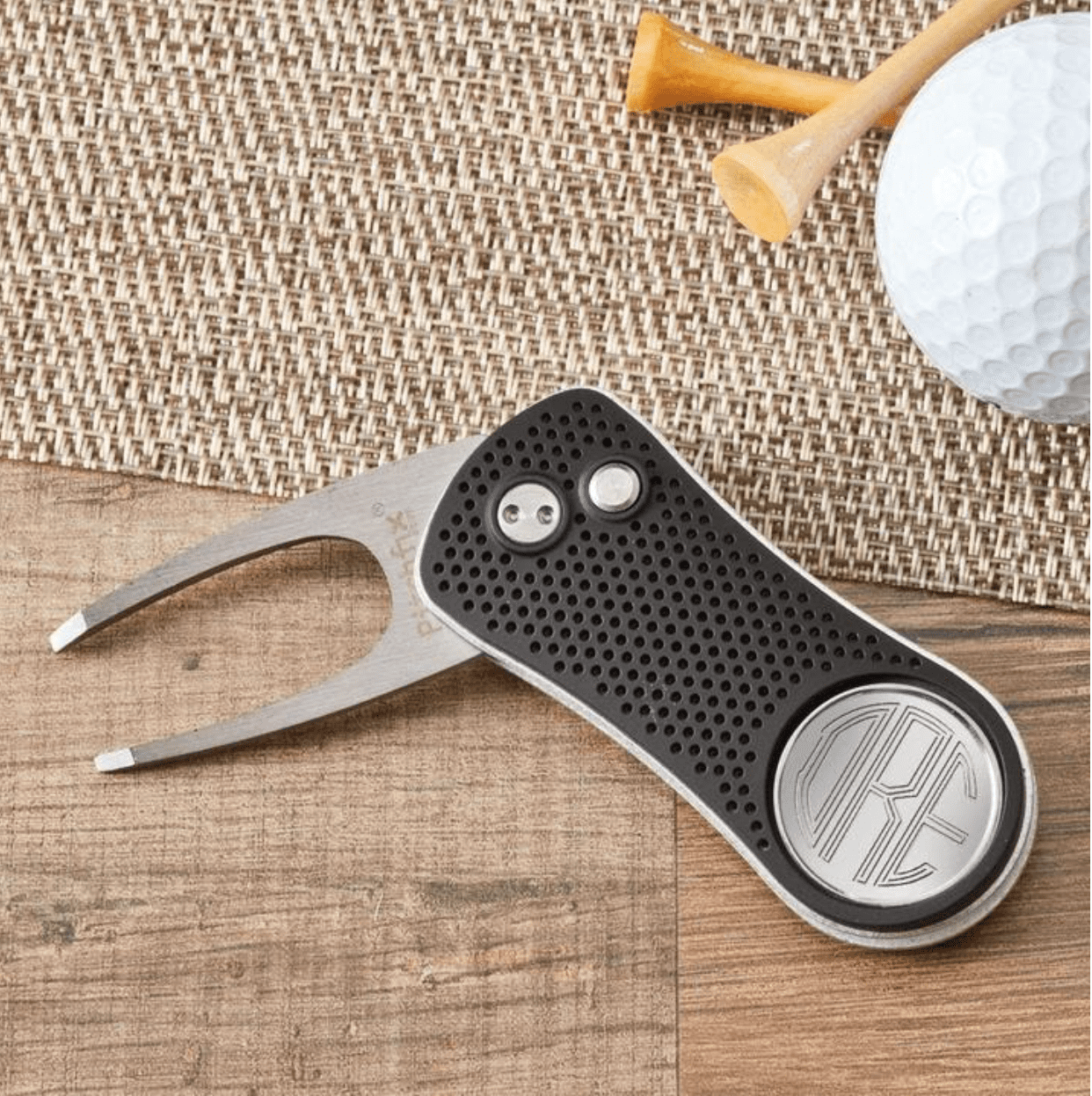 Monogram Divot Tool
