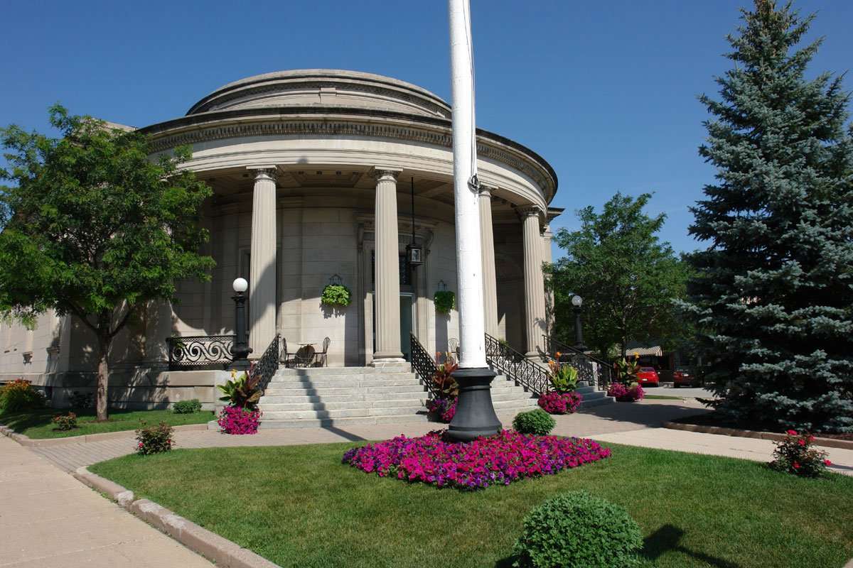 Wedding Venue Spotlight-The Rotunda