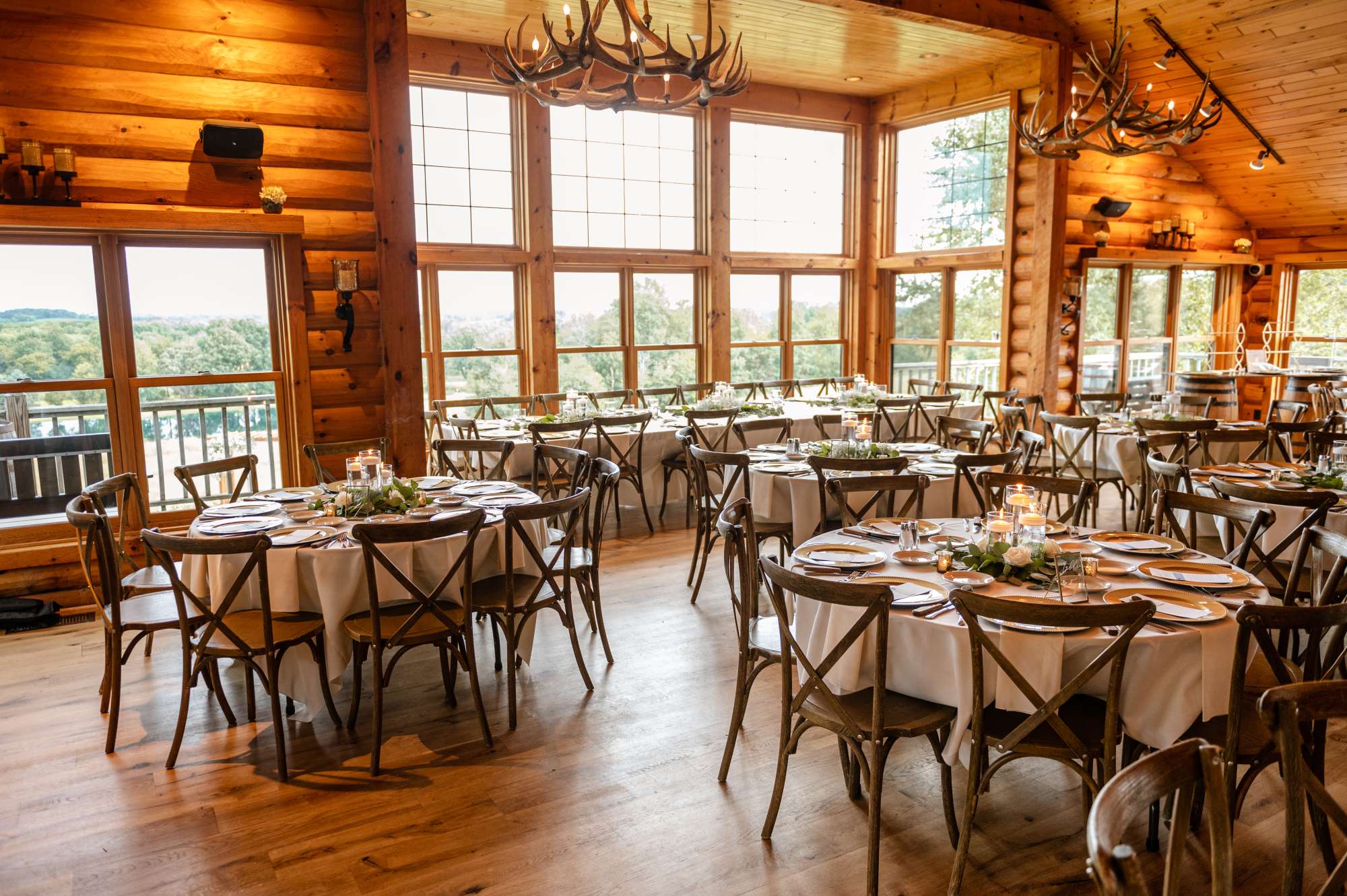 Rustic elegant reception at Milford Hills