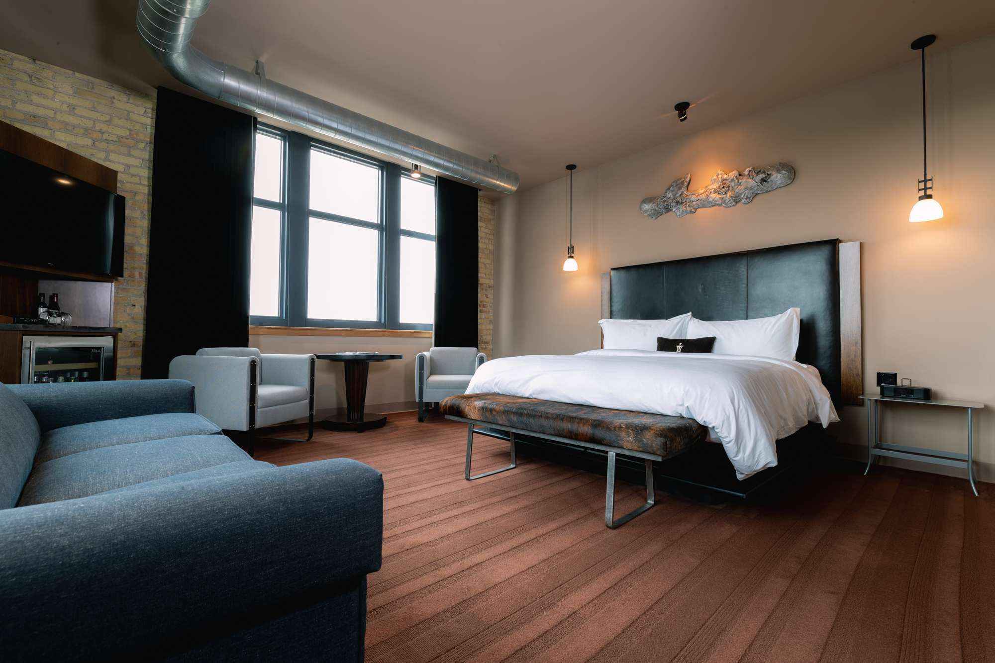 Iron-Horse-Hotel-hotel-room