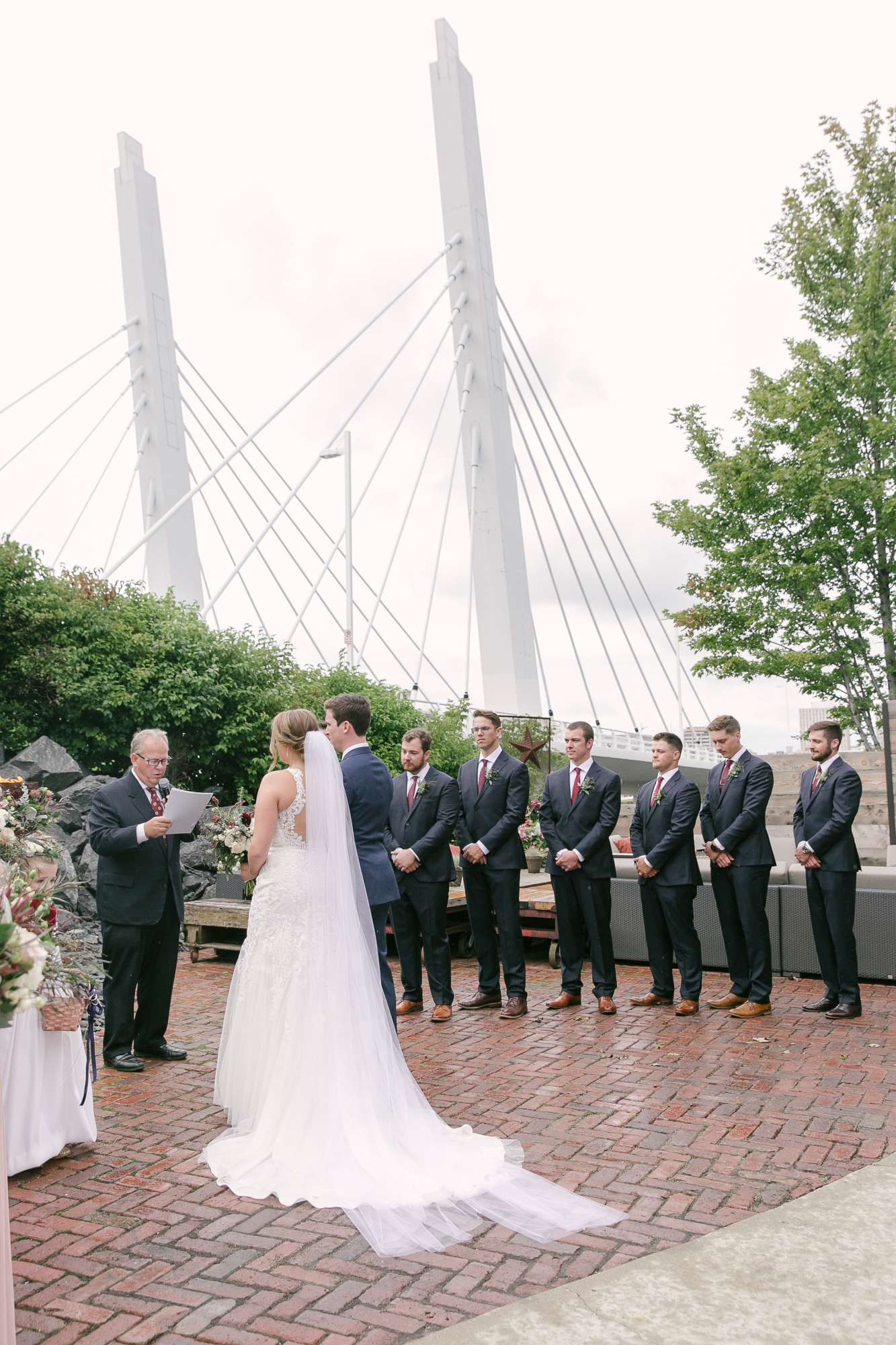Iron-Horse-Hotel-wedding-ceremony
