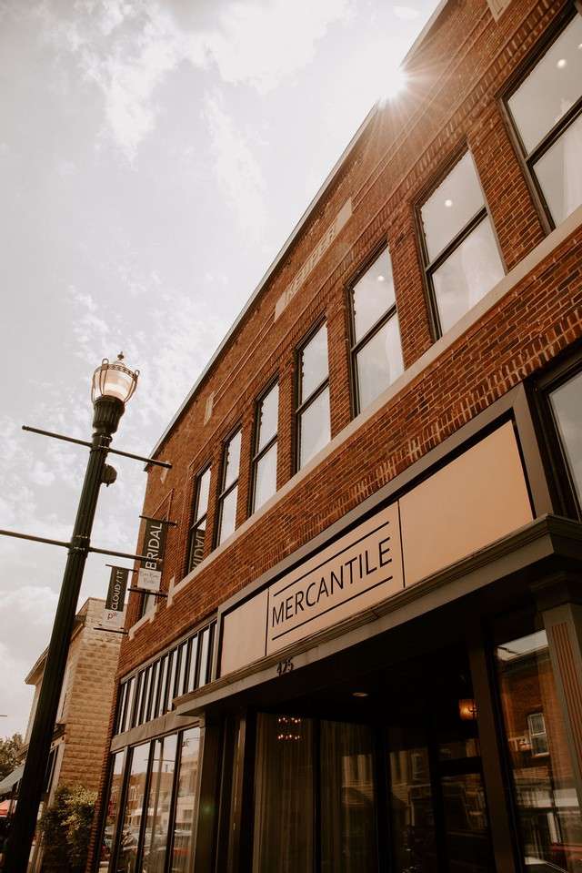 The exterior of Bon Bon Belle Bridal in Burlington, WI