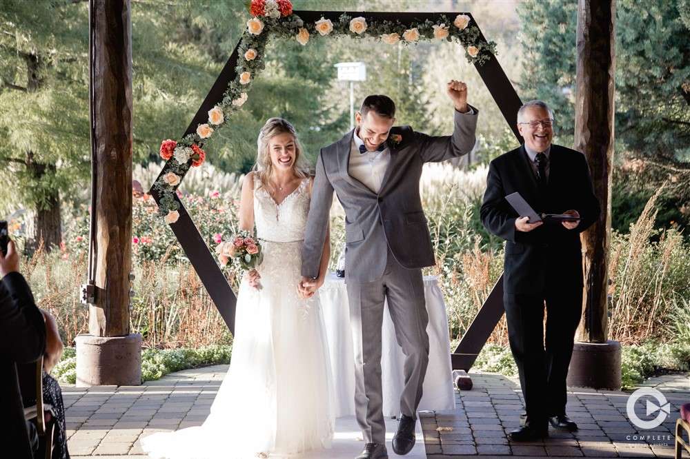 Bride and groom at Hawk's View wedding ceremony