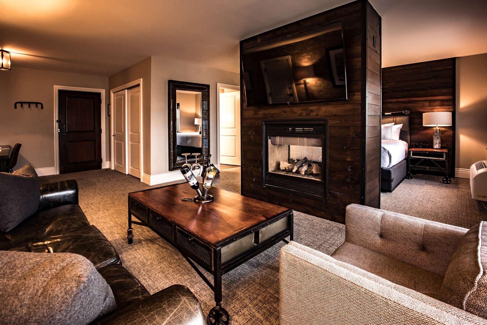 ironworks-hotel-beloit-suite copy