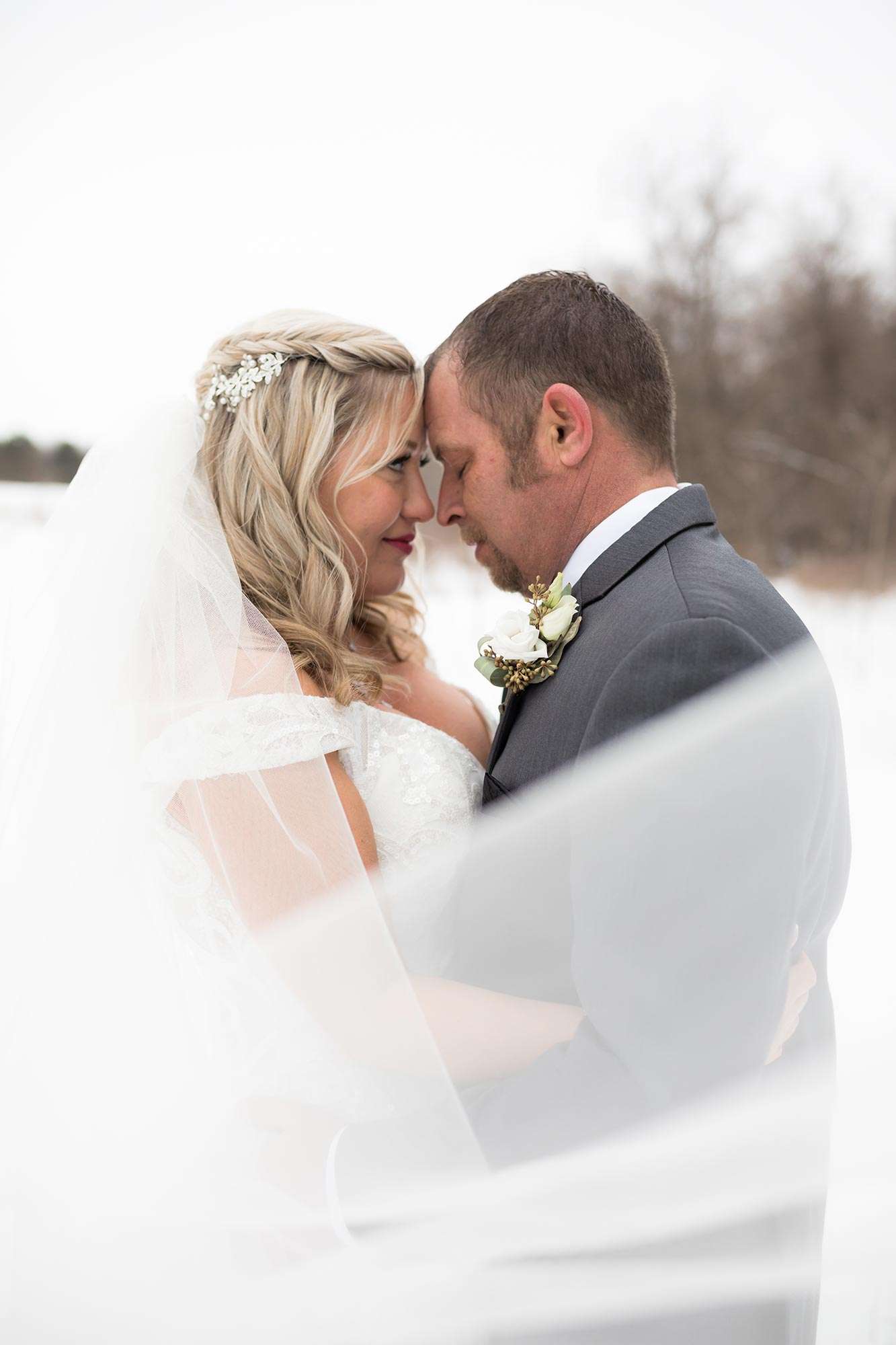 Winter Wedding in Hartford, Wisconsin