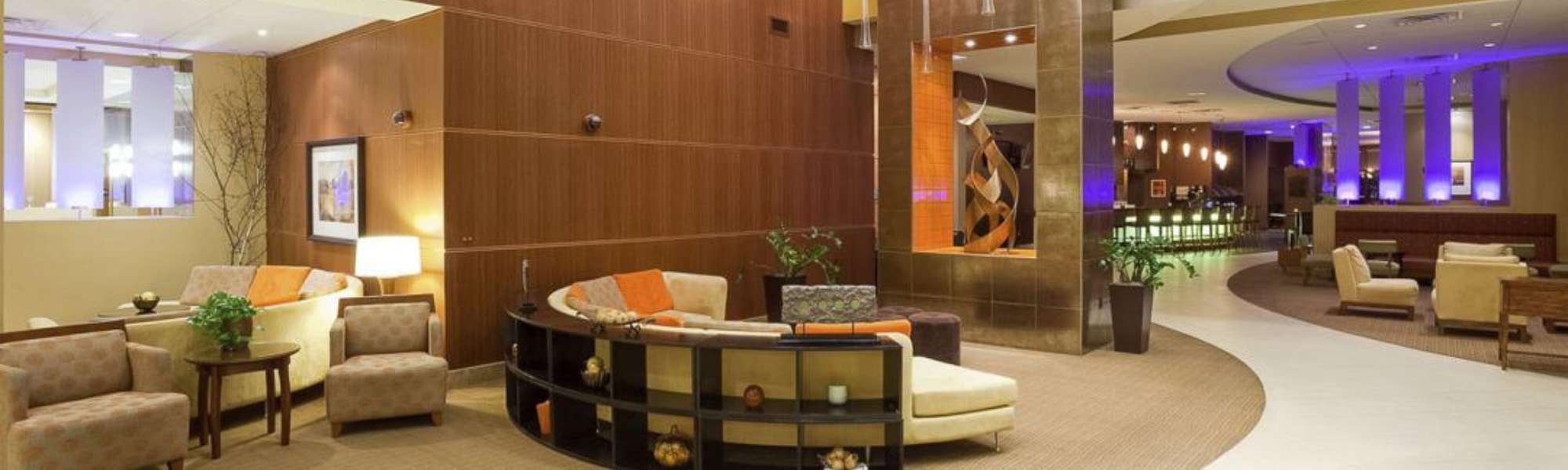 Milwaukee Wedding Venue Spotlight – Sonesta Milwaukee West