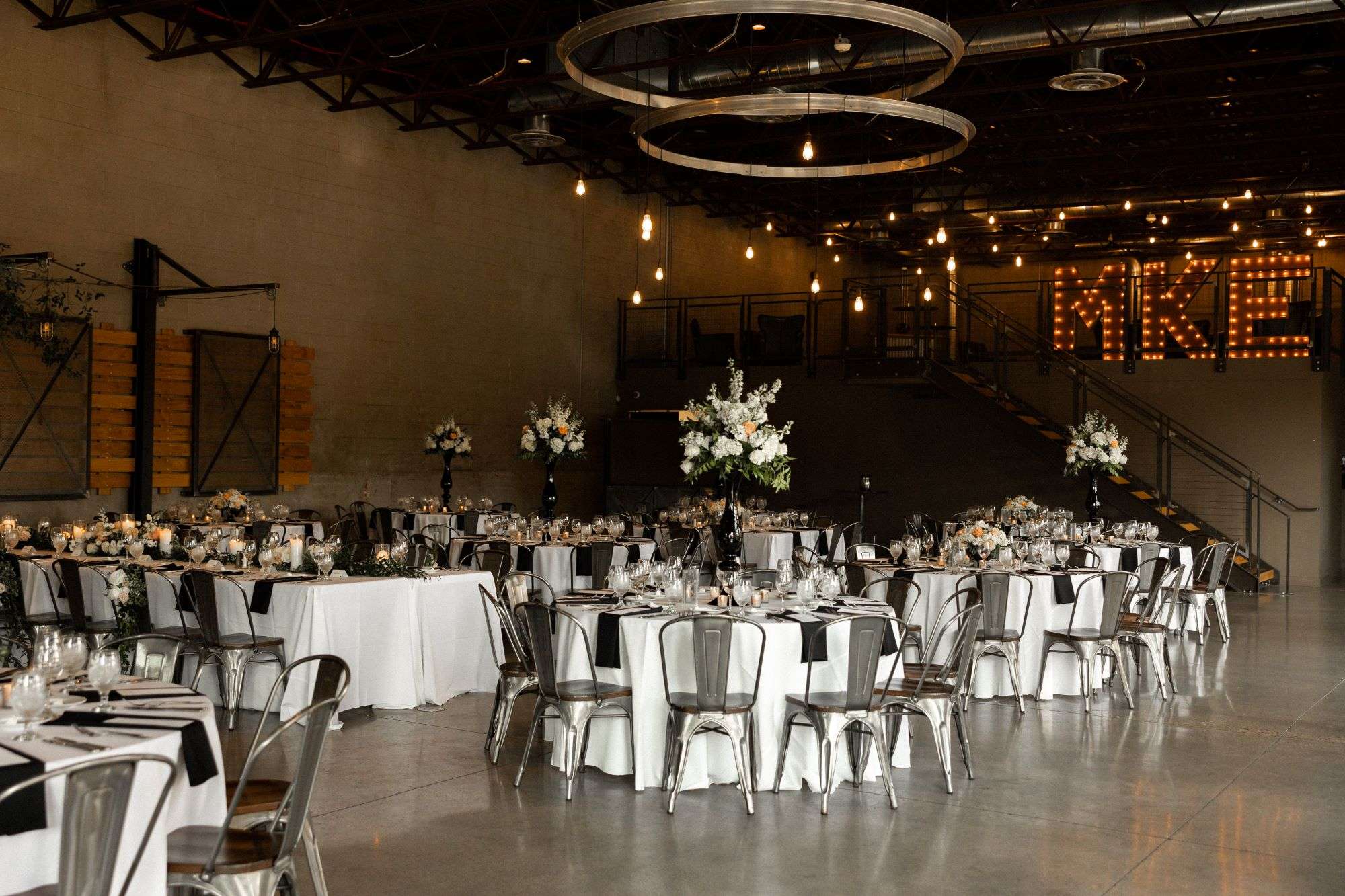 Milwaukee Wedding Venue Spotlight – Saz’s Hospitality Group