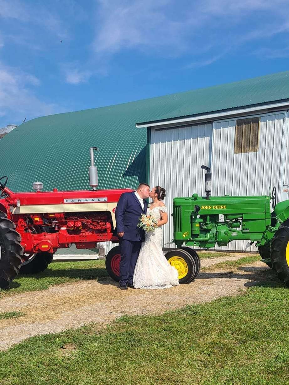 Hartford Wedding at The Chandelier Ballroom