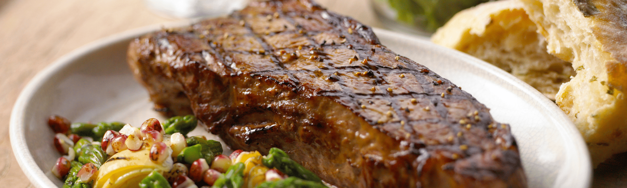 Milwaukee and Wisconsin Wedding Caterers and Bartending Services