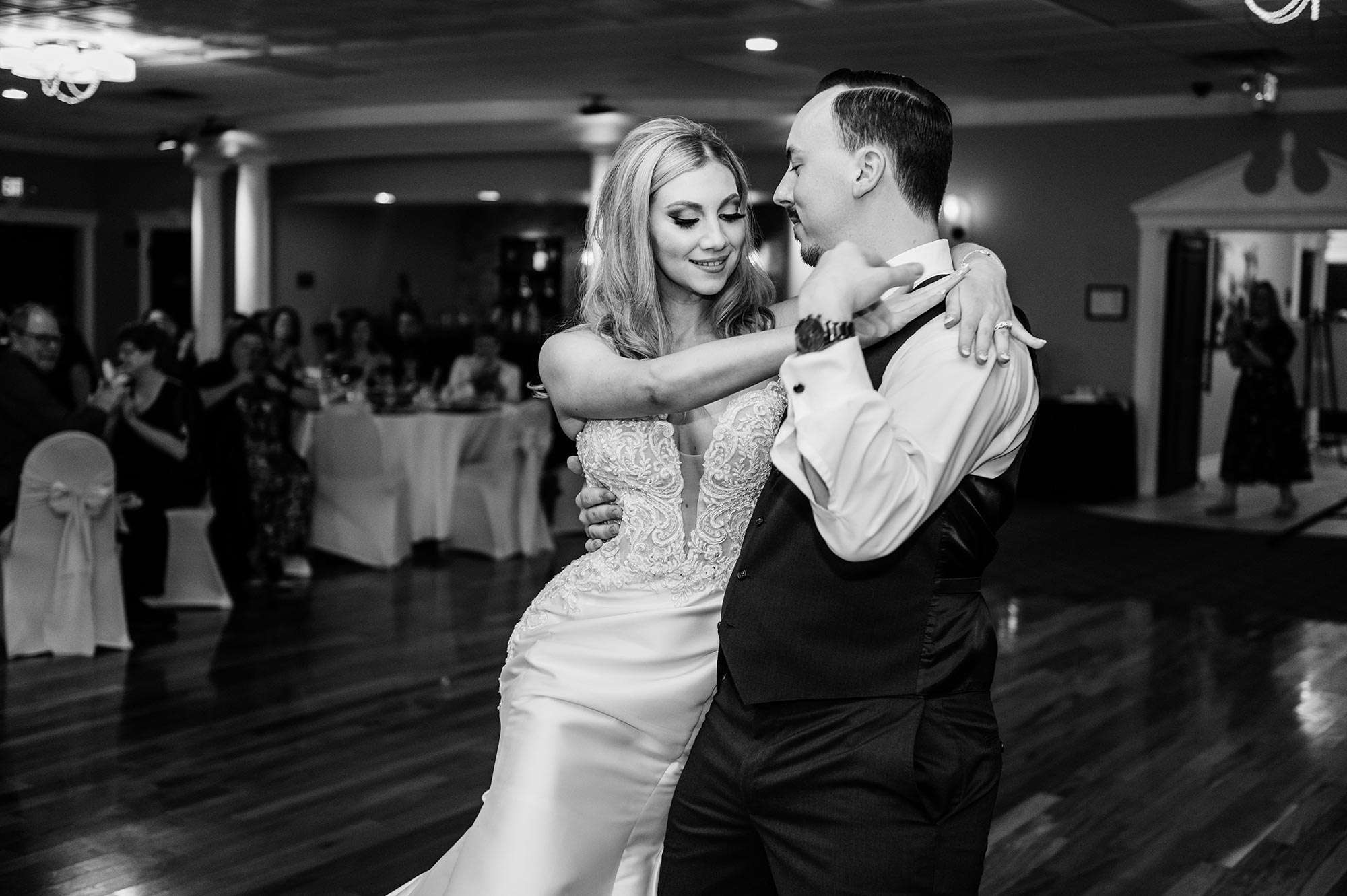 Milwaukee Wedding Planner: Complete Weddings + Events