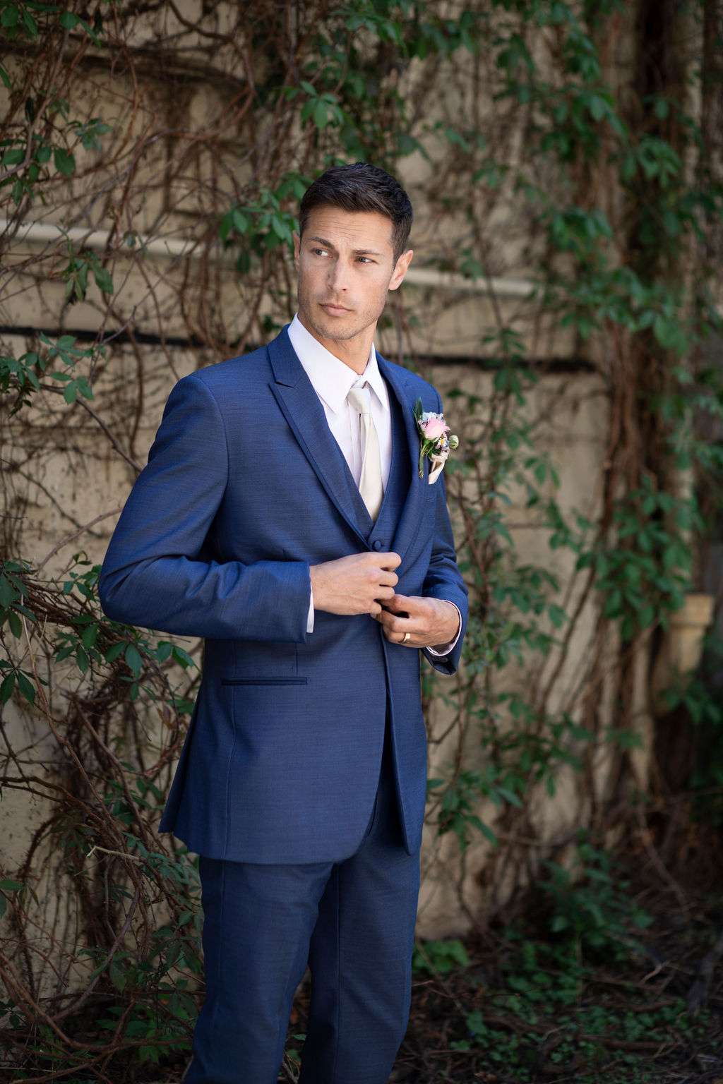 Top Milwaukee Bridal Shops and Menswear Locations