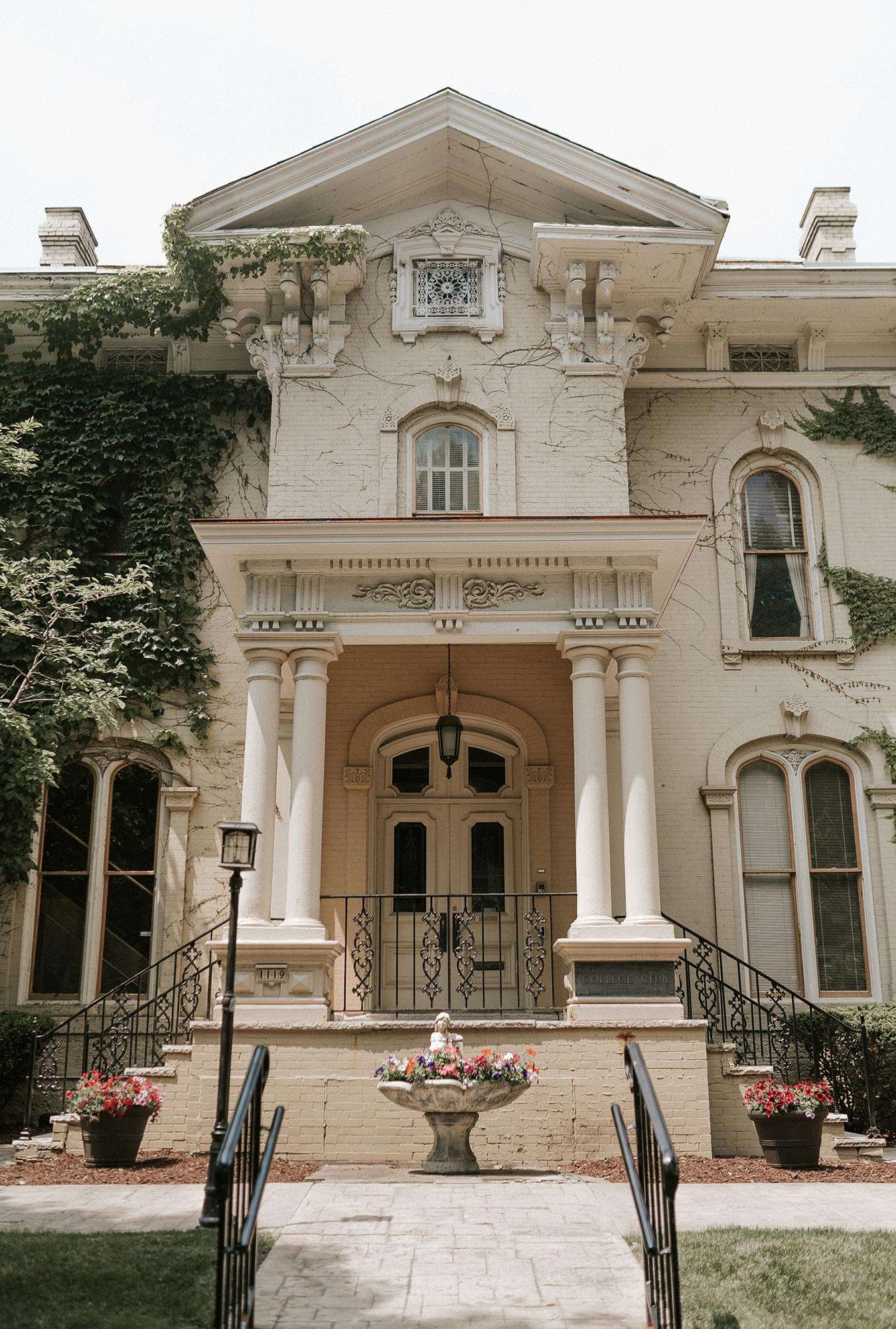 Milwaukee – Downtown Wedding Venues