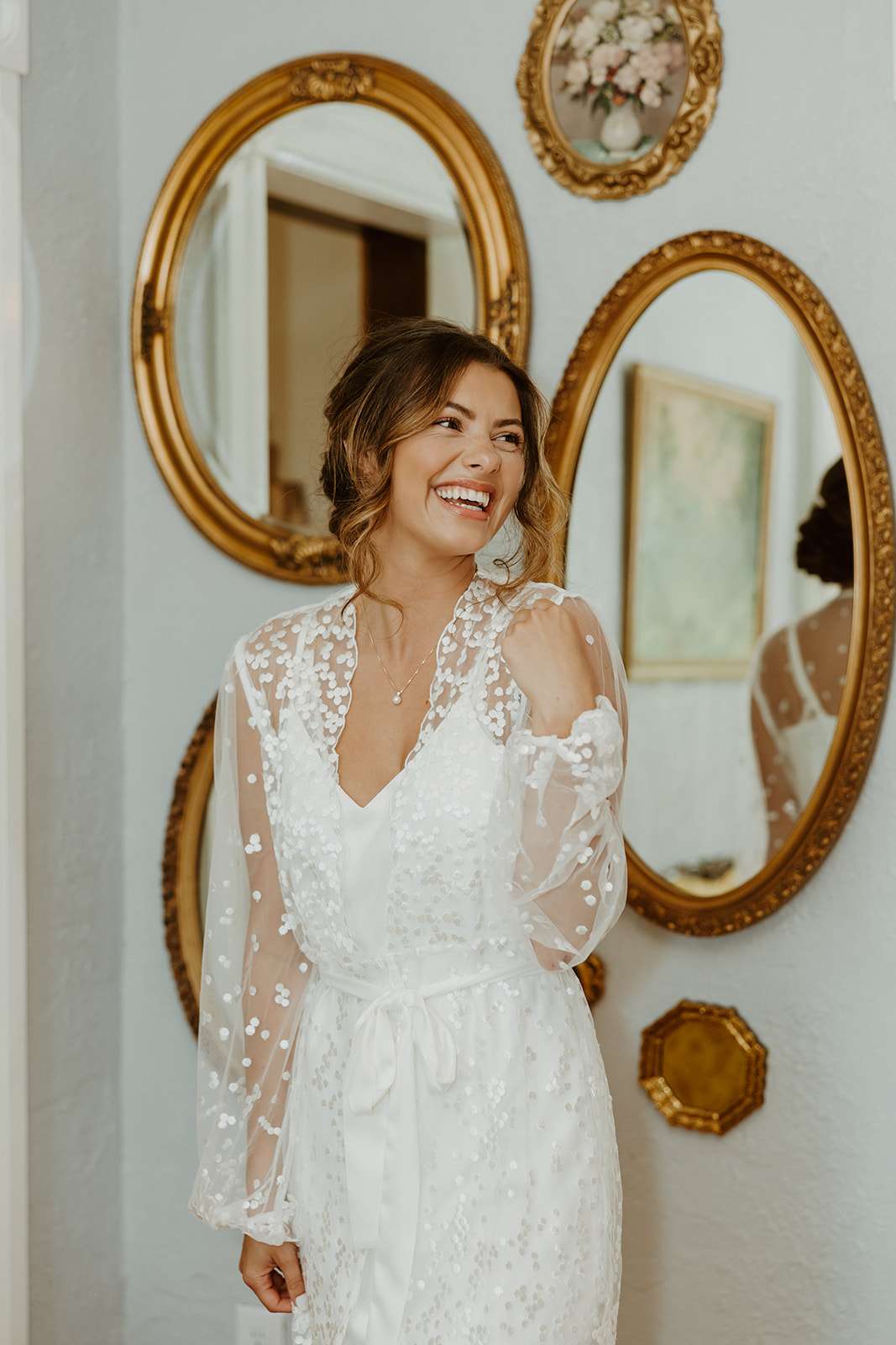 the-bowery-barn-bridal-suite-mirror