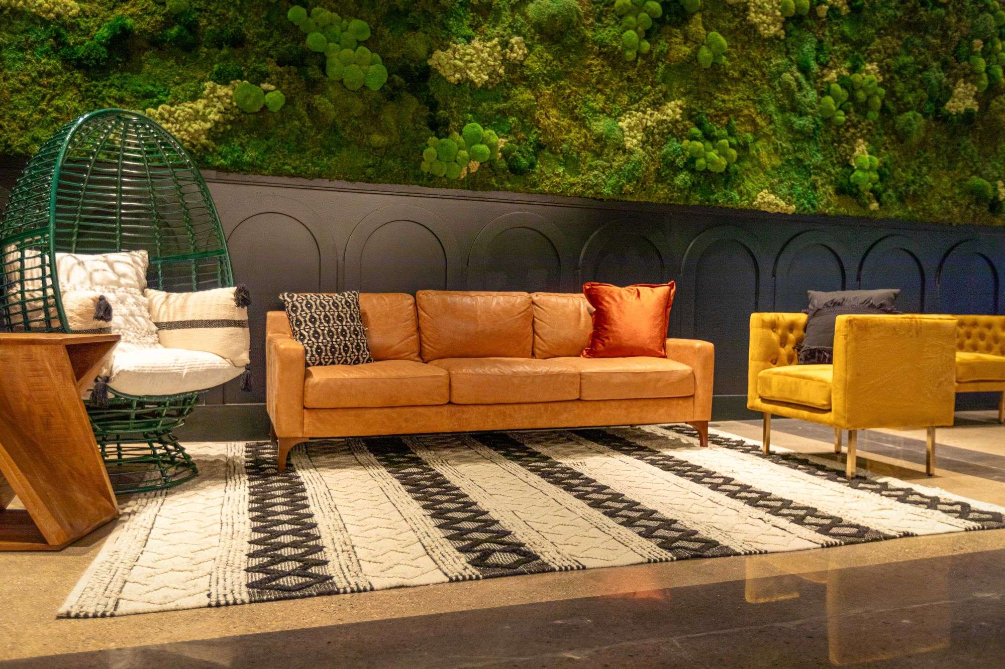 Enjoy the lounge space at Venue 3, great for cocktail hour or photos