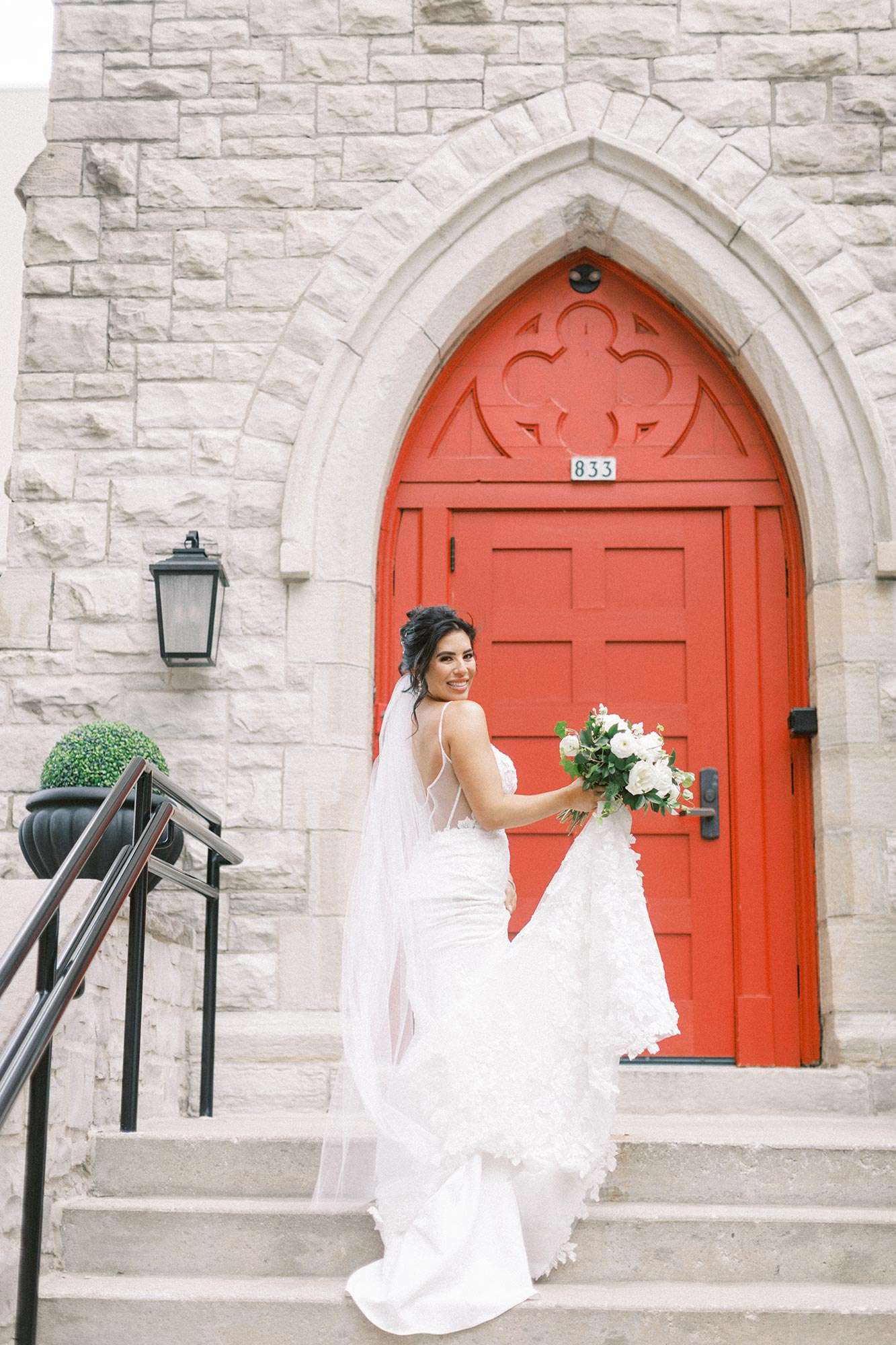 An Aesthetic, Stylish Downtown Milwaukee Wedding at St. James 1868