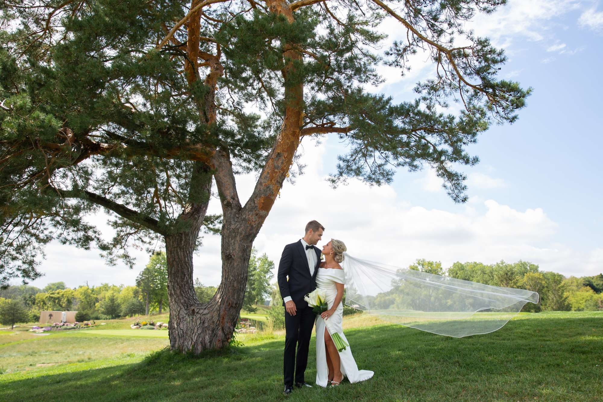 A Black and White Wedding at The Carriage House