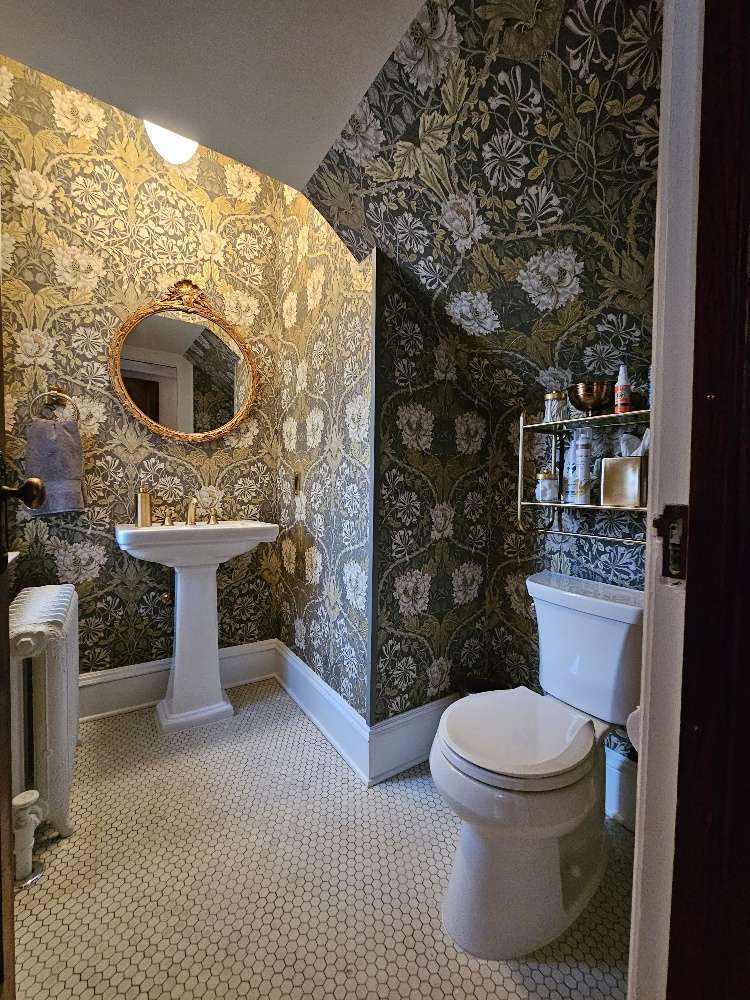 The Schwartz Family House is located just down the street from Chandelier Ballroom and has beautiful touches throughout the whole house for your next private event.