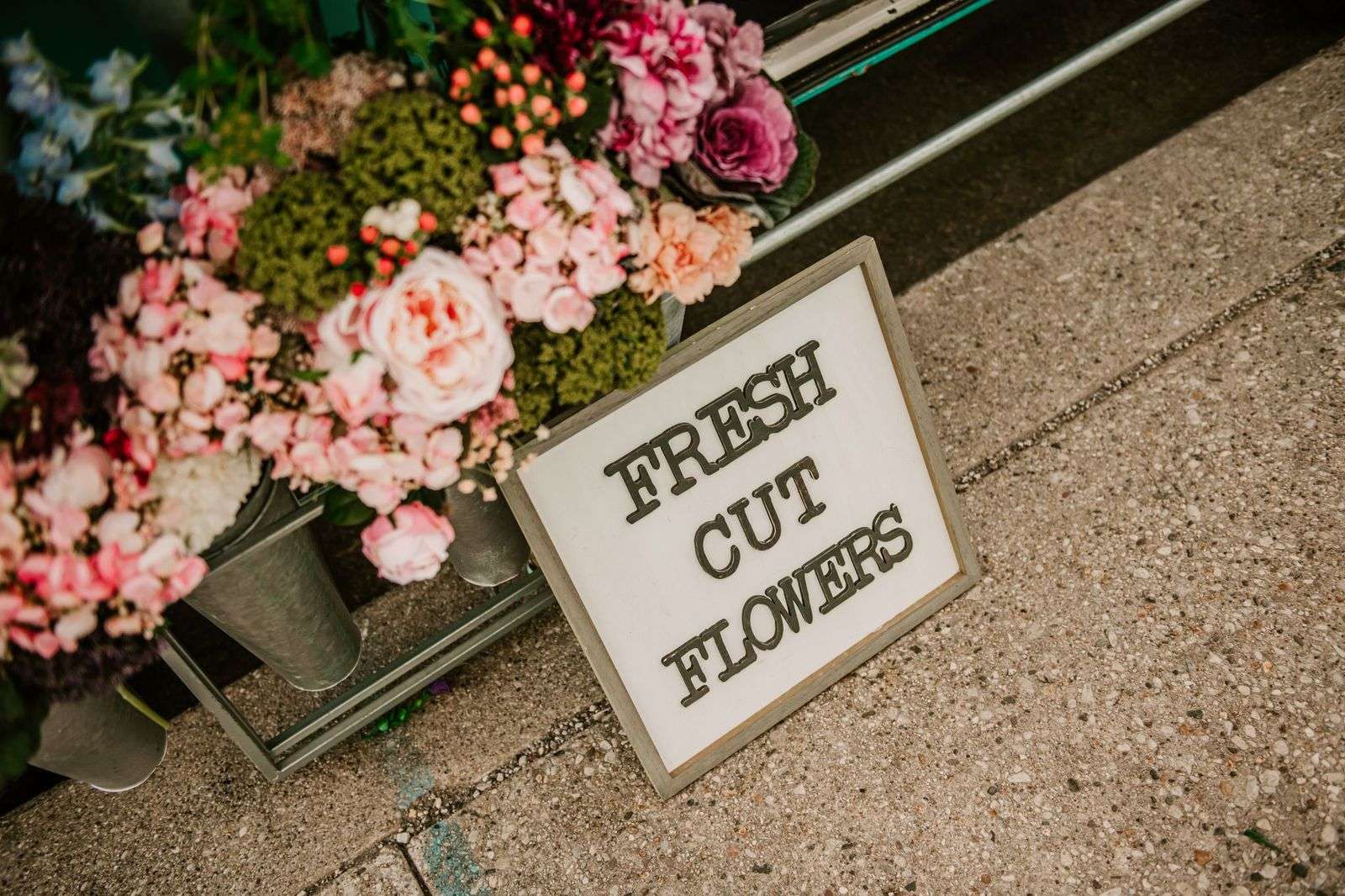 Unique and Fun Ways to Incorporate Flowers Into Your Event