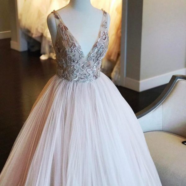 Beautiful full wedding gown