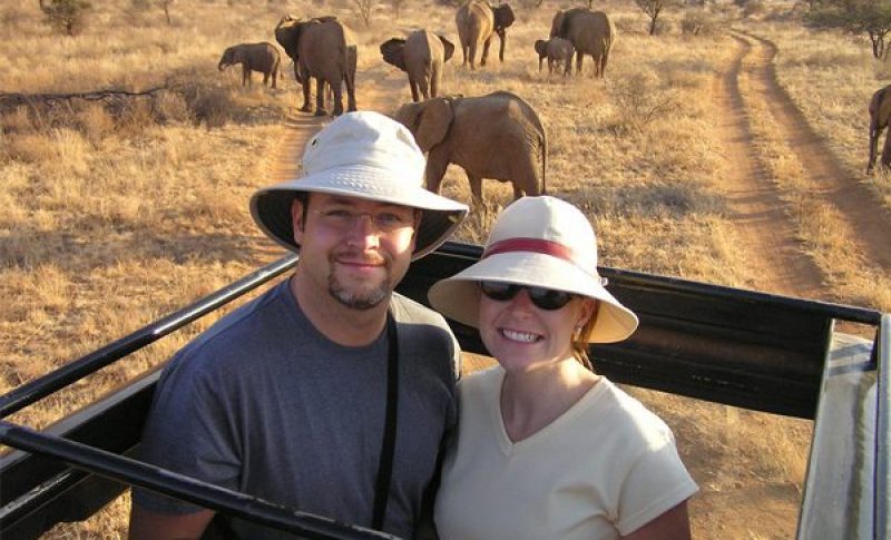 Couple on safari | CTS-Travel Services
