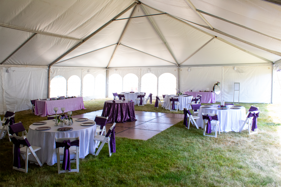 A tented wedding at the Ingleside Hotel in Pewaukee, WI.