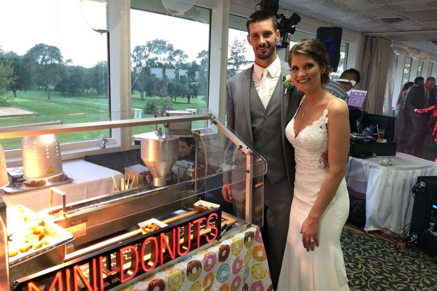 Treat your wedding guests with Happy Dough Lucky donuts.