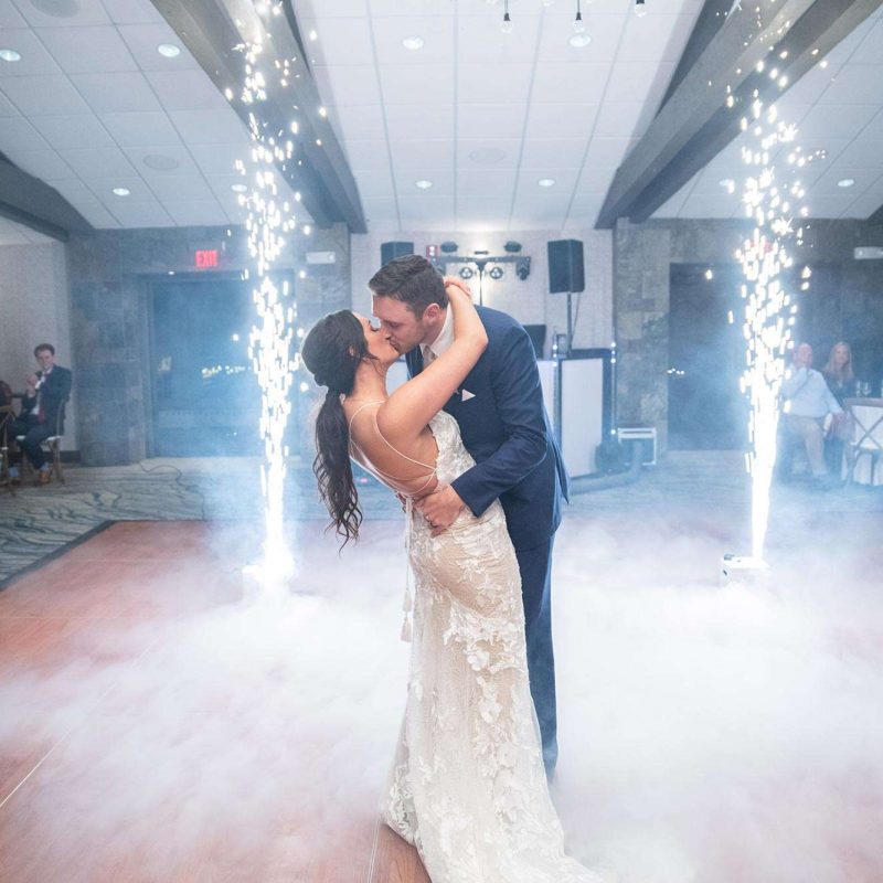 Sydney and Austin kiss as they share their first dance